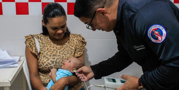 Maternidade realiza testes de orelhinha e linguinha